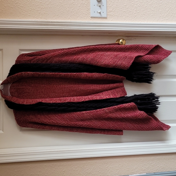 Rustic Waterfall Cardigan Sweater - Picture 5 of 11